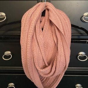 Infinity scarf
